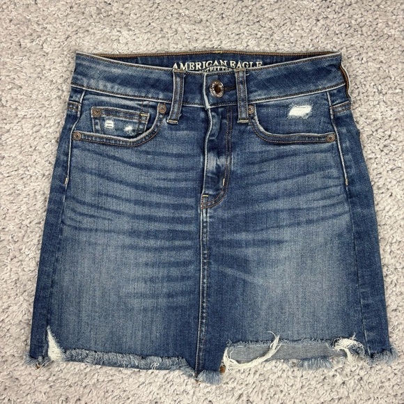 American Eagle Skirt Womens 00 Denim Cut Off Style Raw Hem Frayed Distressed - Picture 1 of 4